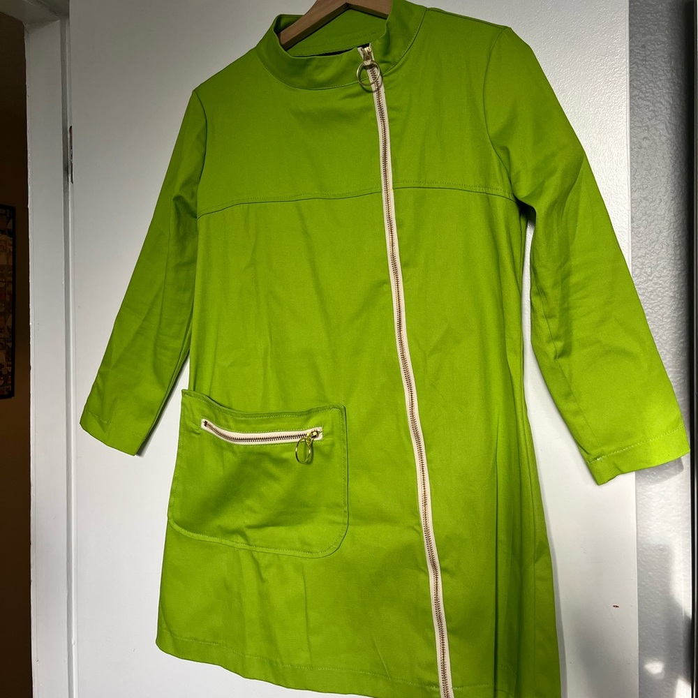 Nooworks art teacher tunic
